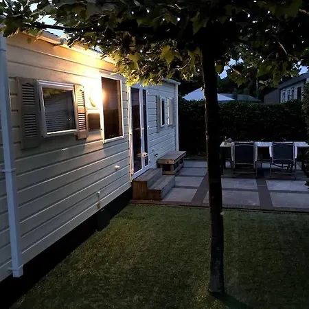 シャレー Veluwe, Gezellig 4p Bij Bos, Zonnige Tuin オッテルロ